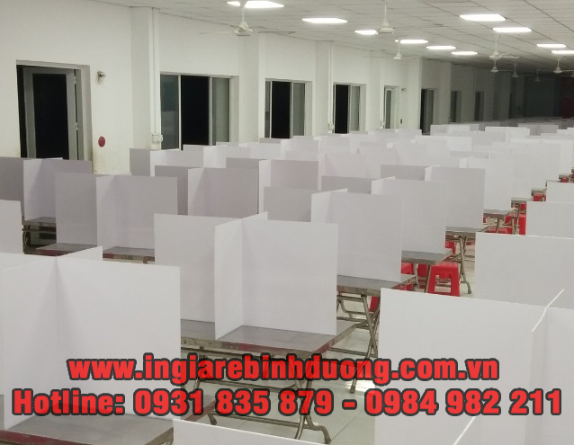 Vách ngăn bàn ăn phòng dịch Covid hiệu quả cho Khu Công Nghiệp